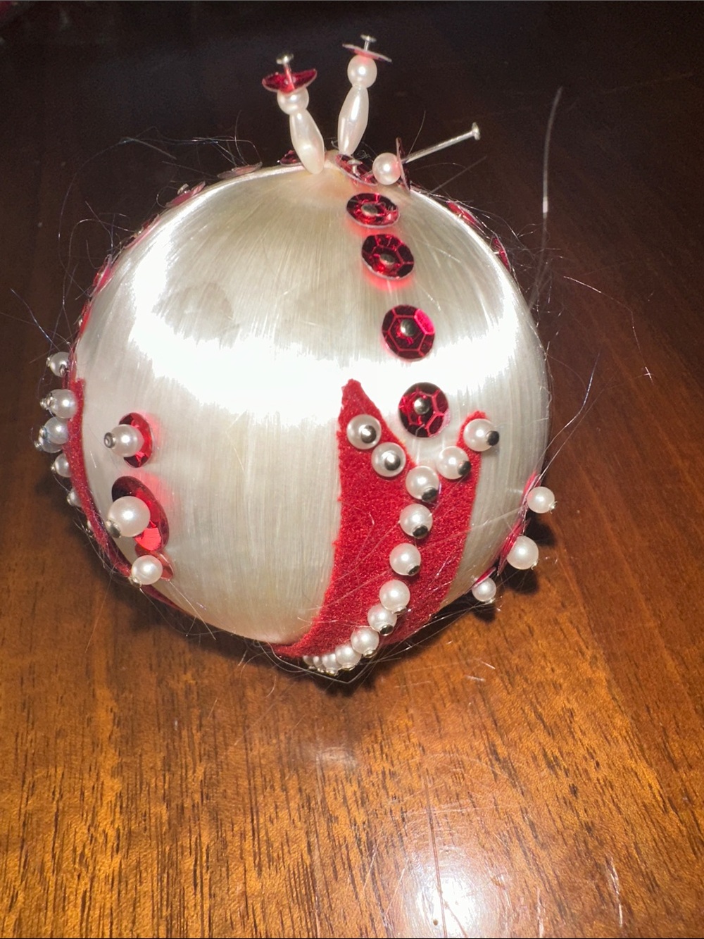 Vtg Handmade Pearl & Sequin White Satin Push Pin Ornament - White and Red